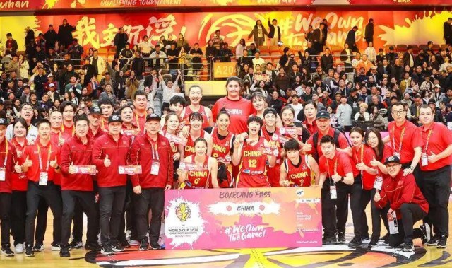 开云登录入口地址-晋级世界杯只是开始！中国女篮险胜捷克，但这一战给全队敲响警钟